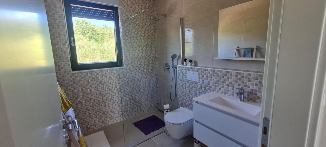 ורבניק Apartmani Mariosa מראה חיצוני תמונה
