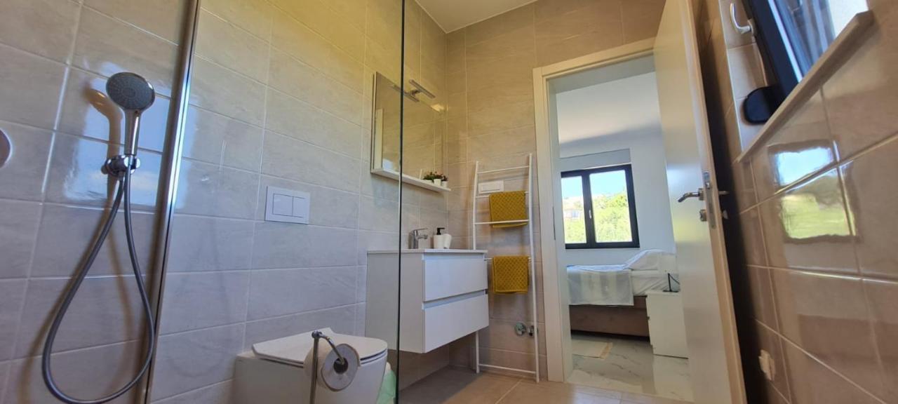 ורבניק Apartmani Mariosa מראה חיצוני תמונה